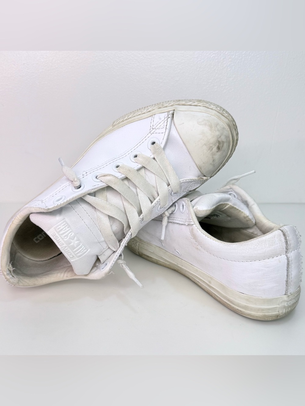 Converse Chuck Taylor All Star all Leather White Low-Top Sneakers - Picture 5 of 6